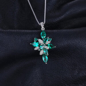 Flower Emerald Silver Pendant - IDiamond